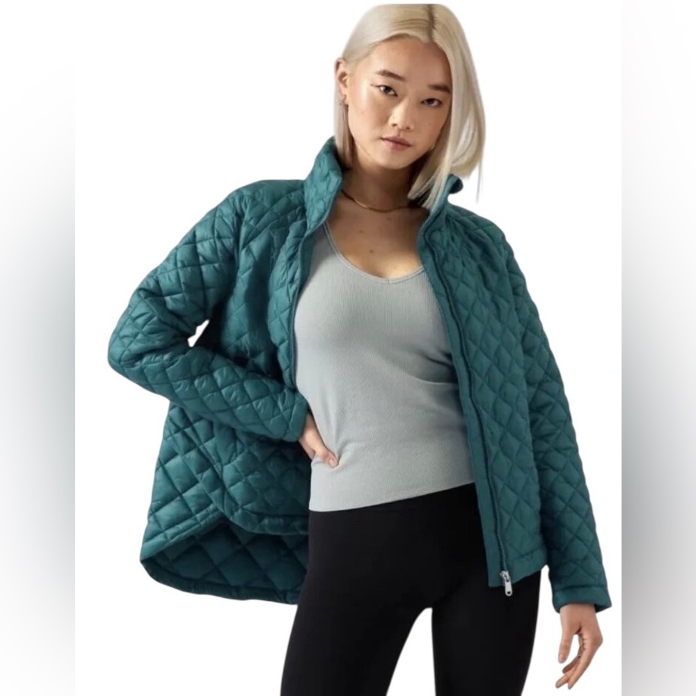 Athleta WHISPER FEATHERLESS JACKET- size XS NWT